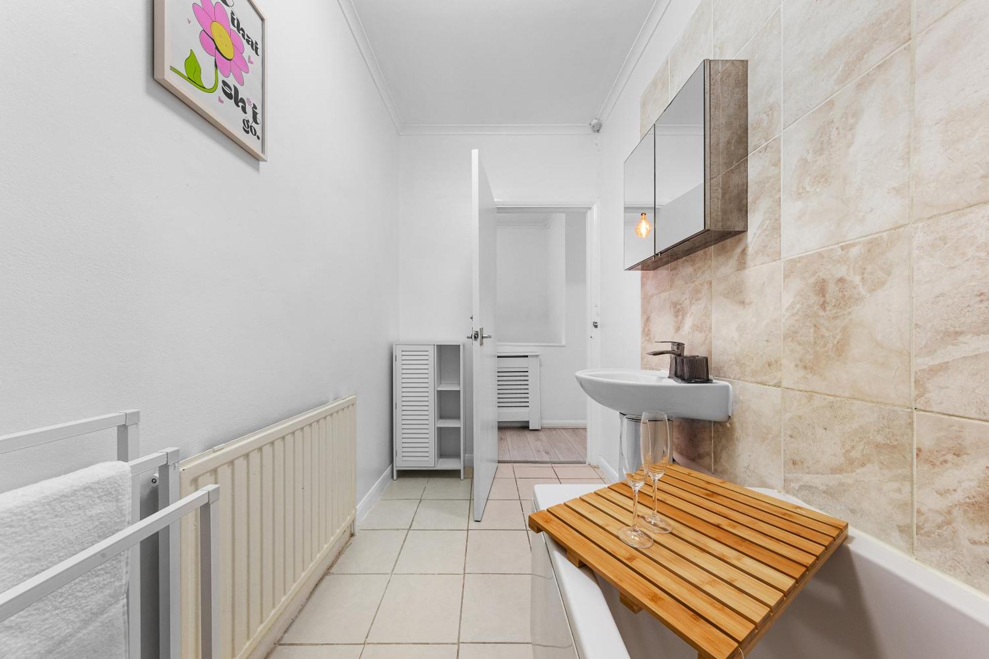 Stylish Flat Near Tower Bridge & London Bridge Apartment Exterior photo